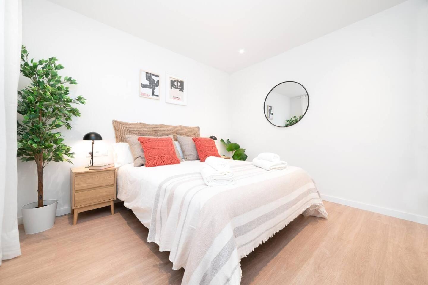 Soler Apartments Sant Adria de Besos Ngoại thất bức ảnh